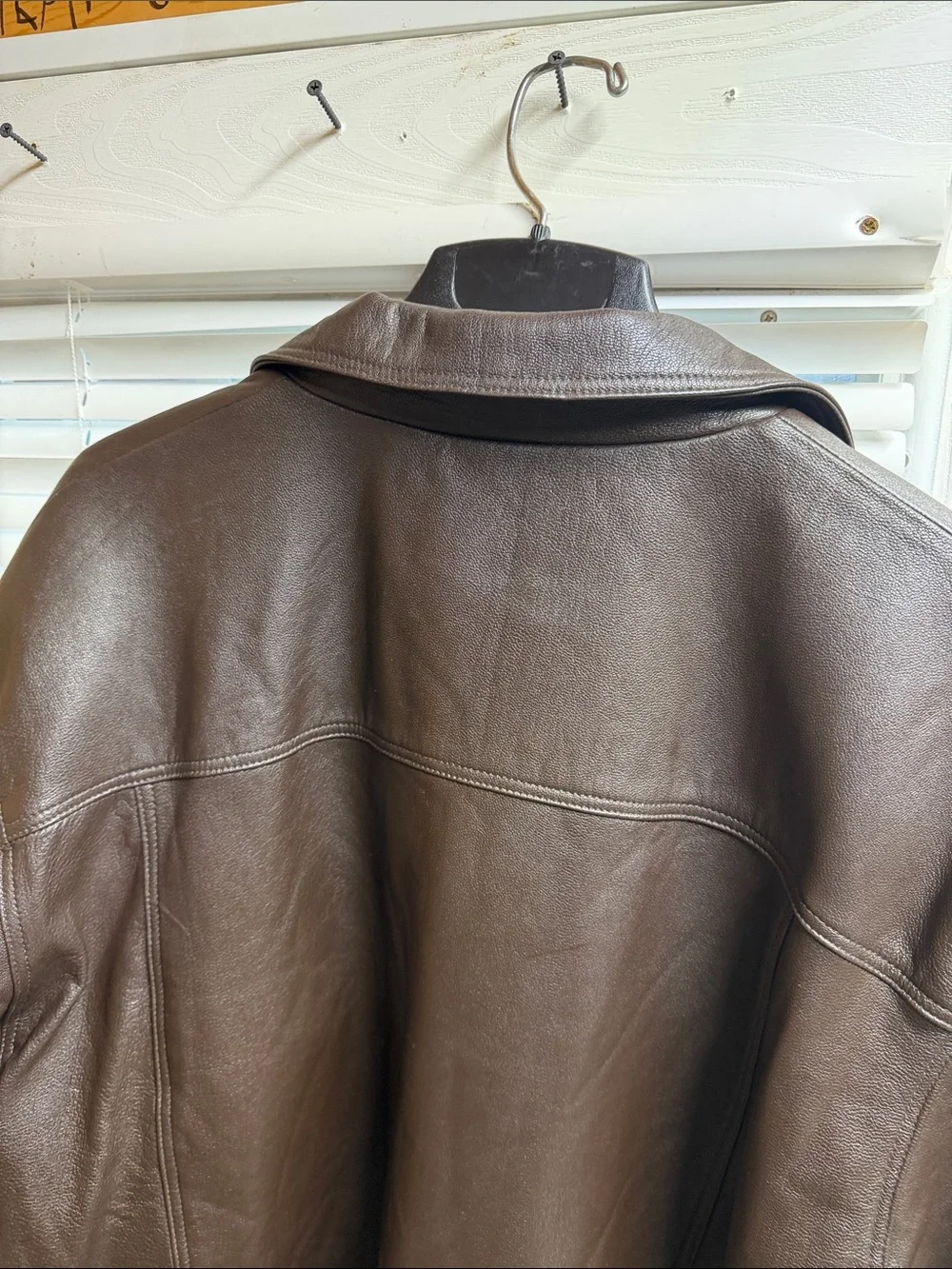 Vintage Old 100% brown Leather Mens Jacket..XXXL